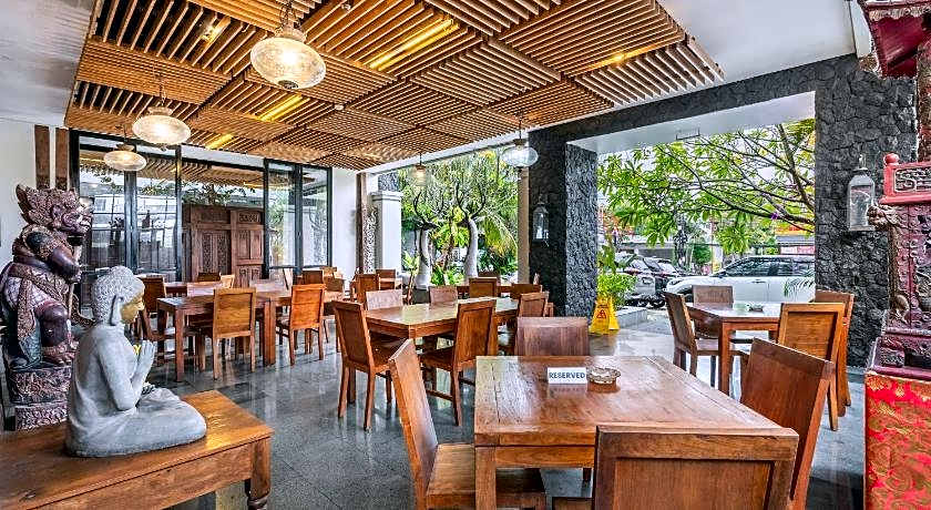 Paragon Hotel Seminyak
