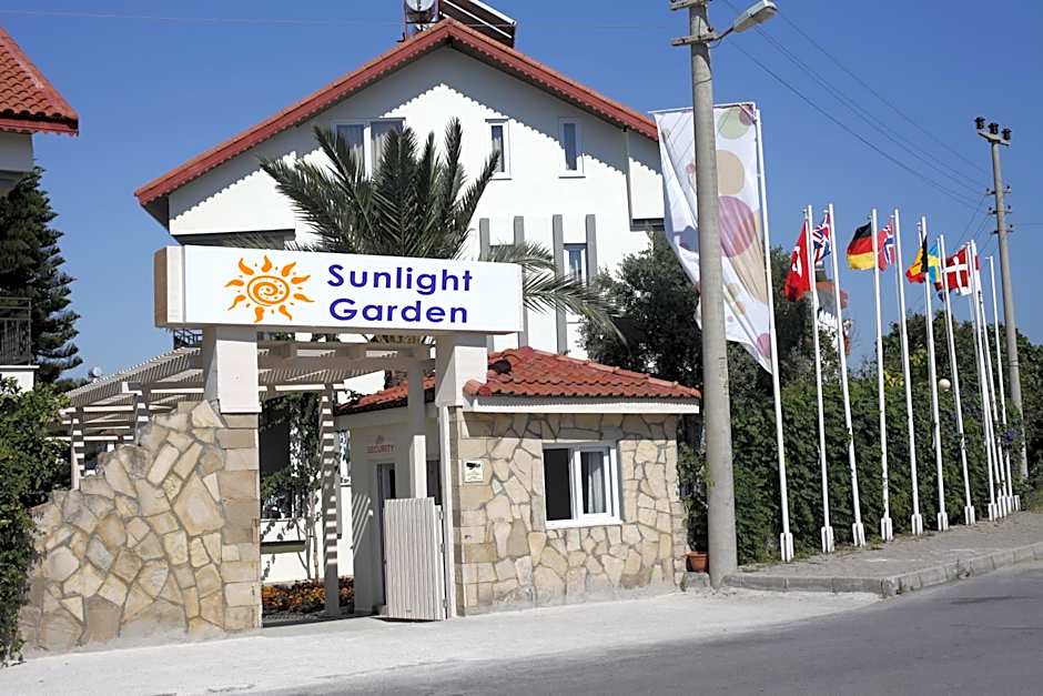 Sunlight Garden Hotel