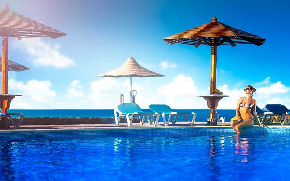 SUNRISE Le Jarden Resort