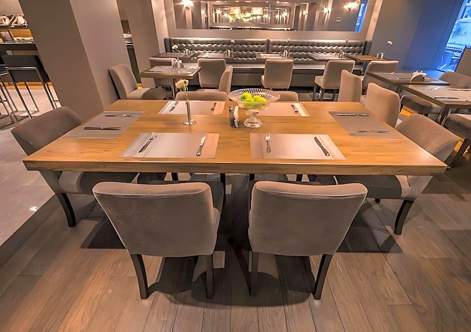 The New Hotel Zeybek