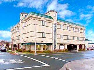 THE ATRIUM HOTEL - SFO AIRPORT FREE! - Shuttle Bus - Parking - WIFI
