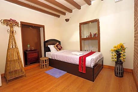 Budget Single Room