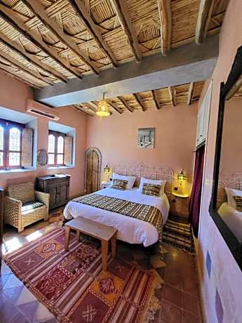 Suite with Mountain View