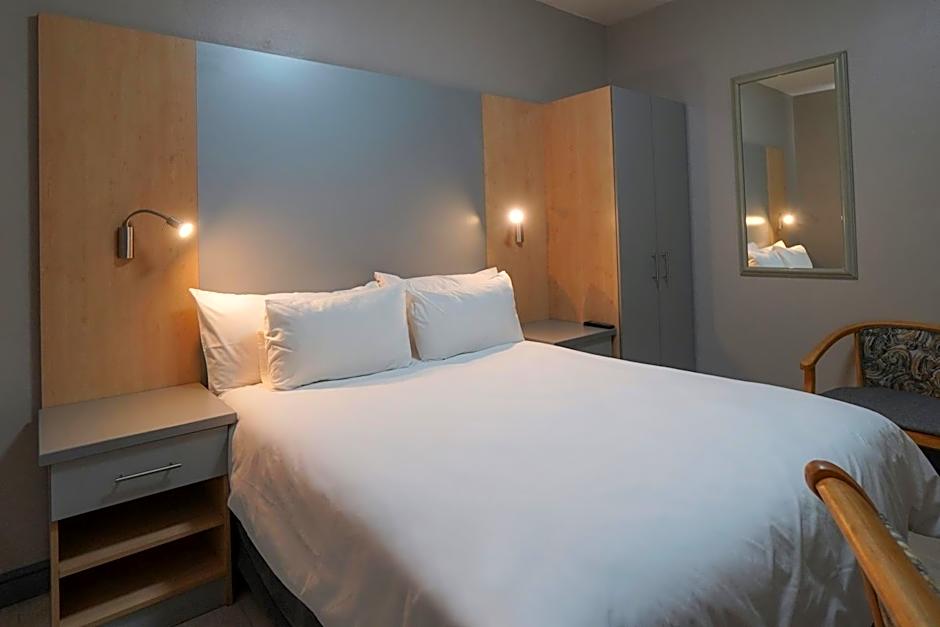 Inani Hotel Gallagher