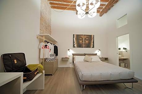 Triple Room with Private Bathroom