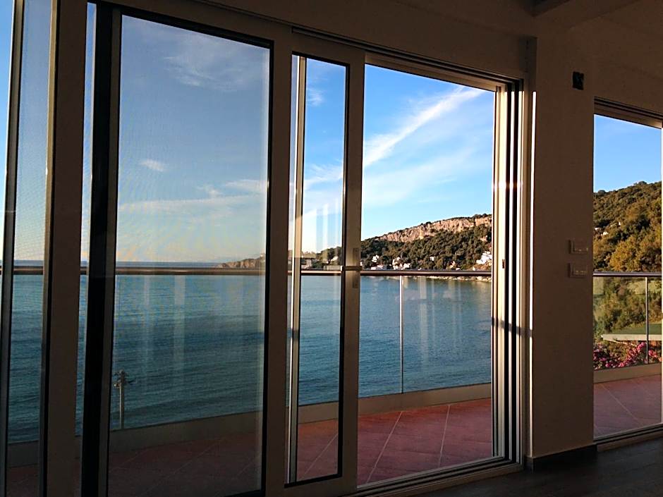 Casa Mila apartments & bungalows