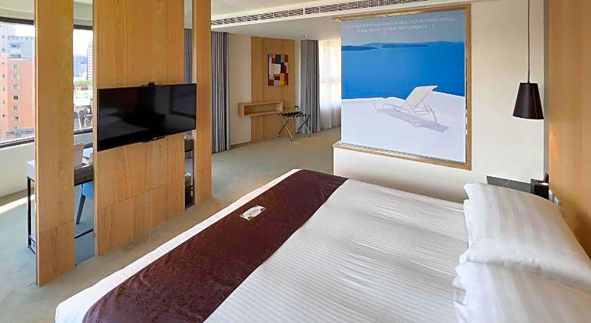 GOGO HOTEL City Hall