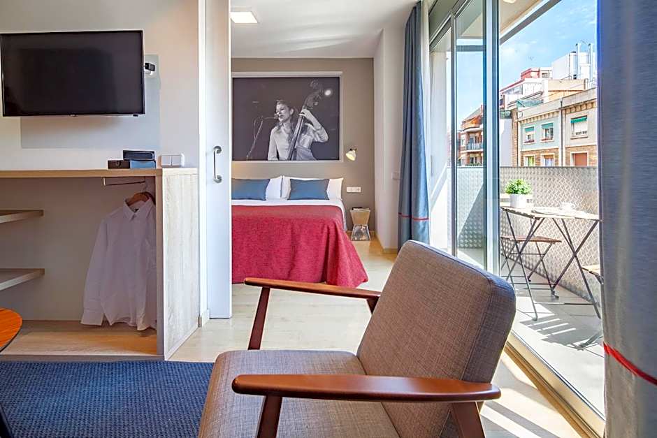 Habitat Apartments Hot Jazz