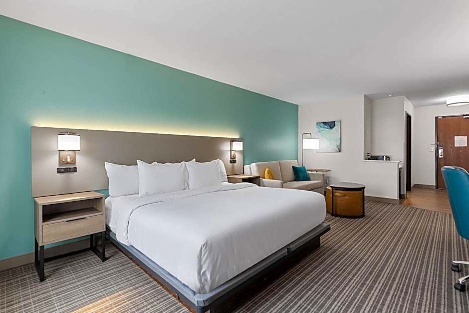 Comfort Inn & Suites Marion I-57