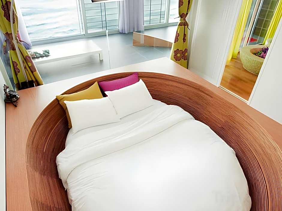 Haslla Art World Museum Hotel