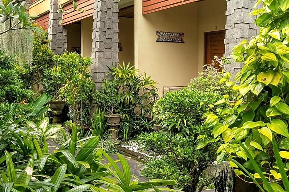 Donna Homestay RedPartner