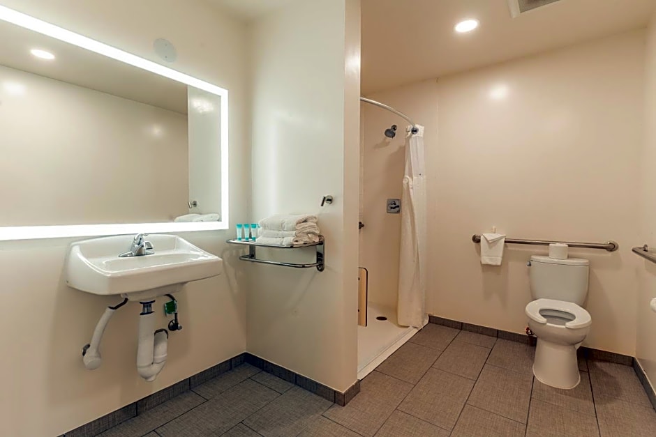 Hotel Aluxor SFO