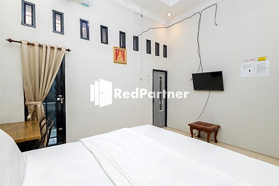 Boss Residence Serang Mitra RedDoorz