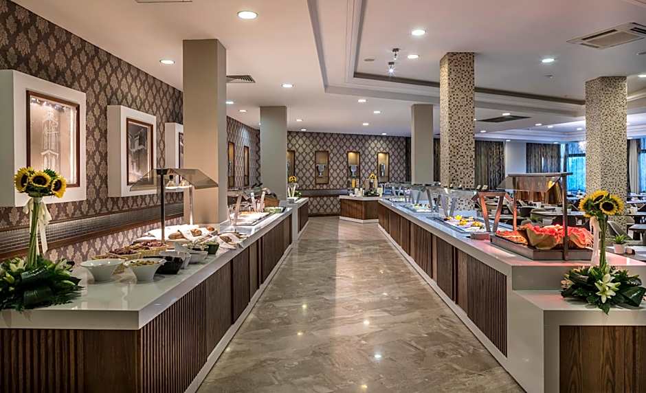 Pavlo Napa Beach Hotel