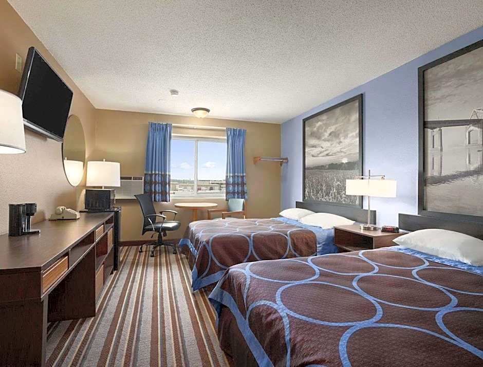 Super 8 by Wyndham Council Bluffs IA Omaha NE Area