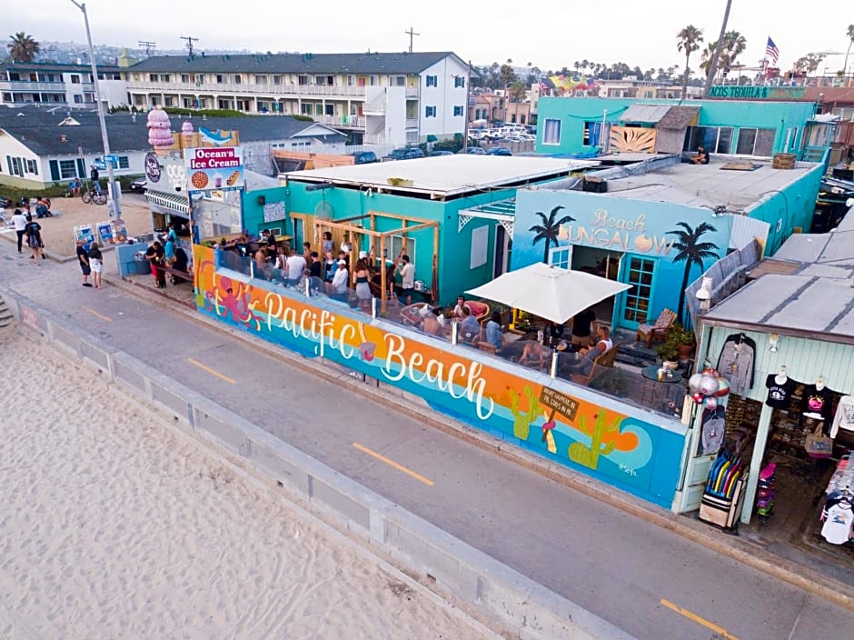 ITH Beach Bungalow Surf Hostel San Diego Adults Only