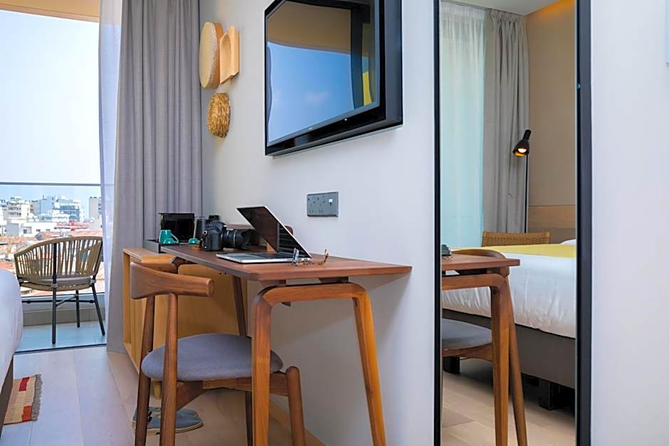 Hotel Indigo Larnaca By IHG- Adults Only
