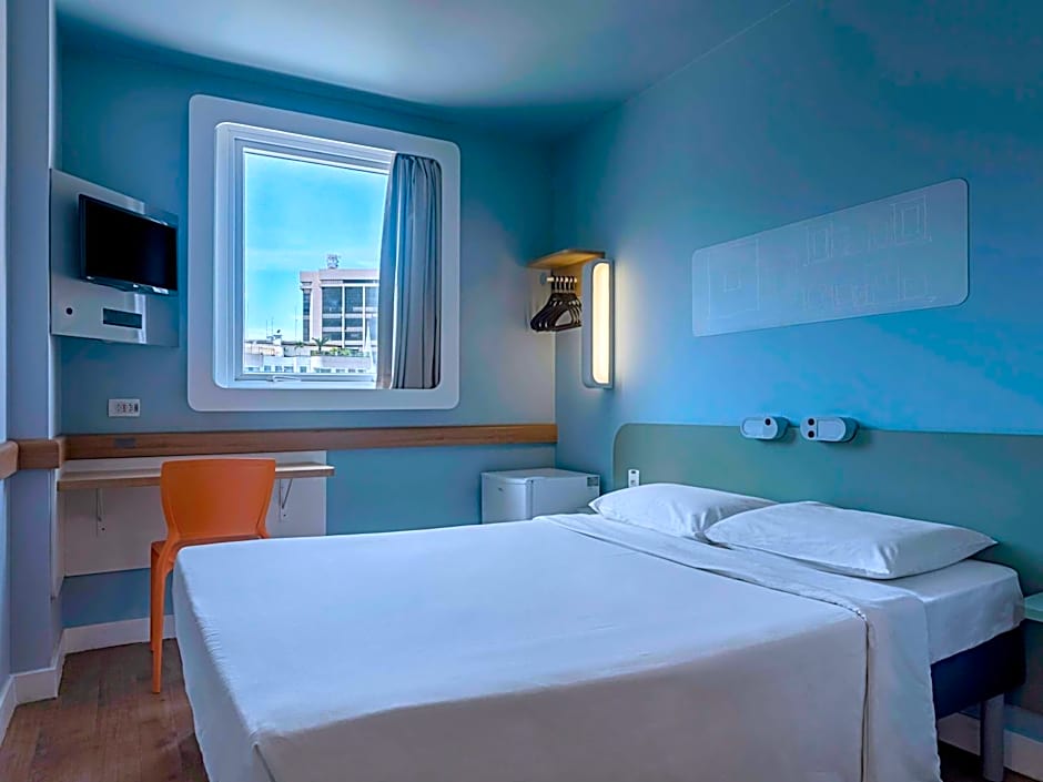 ibis budget RJ Praia de Botafogo