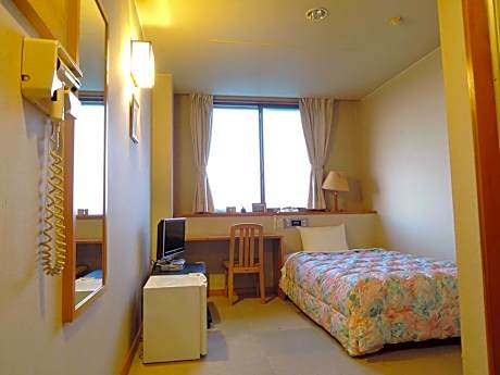 Single Room - Annex - Non-Smoking