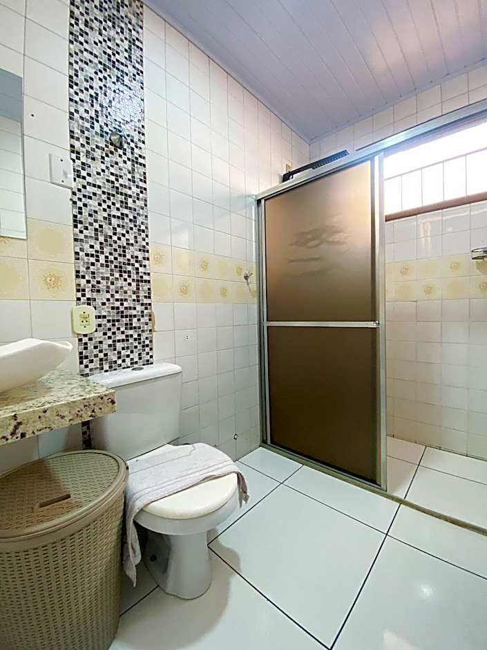 Casa Ampla - Climatizada - 1 suite-2 quartos-churrasqueira