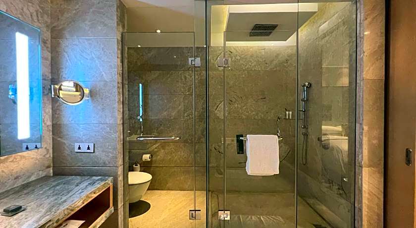 Renaissance Dhaka Gulshan Hotel