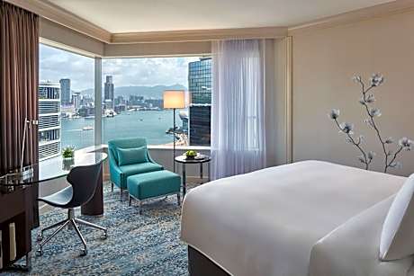 Executive Harbor Room with King Bed and Executive Lounge Access