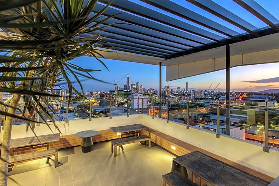 Code Apartments