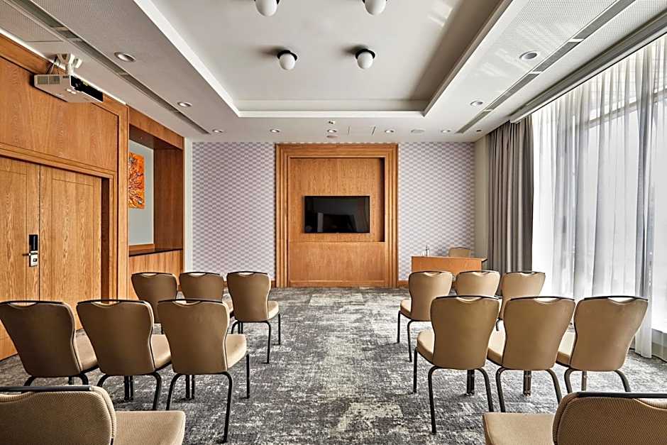 Sheraton Poznan Hotel