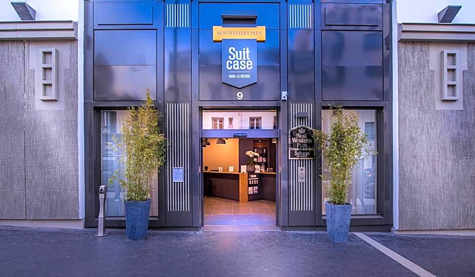 Best Western Plus Suitcase Paris La Defense