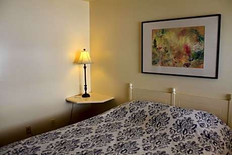 Single Room with Private Bathroom