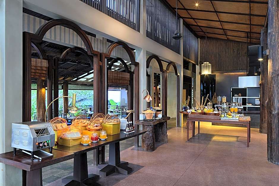 HOMM CHURA SAMUI