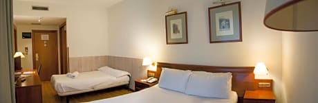 Double bed + extra bed