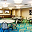 Holiday Inn Express & Suites Litchfield By IHG