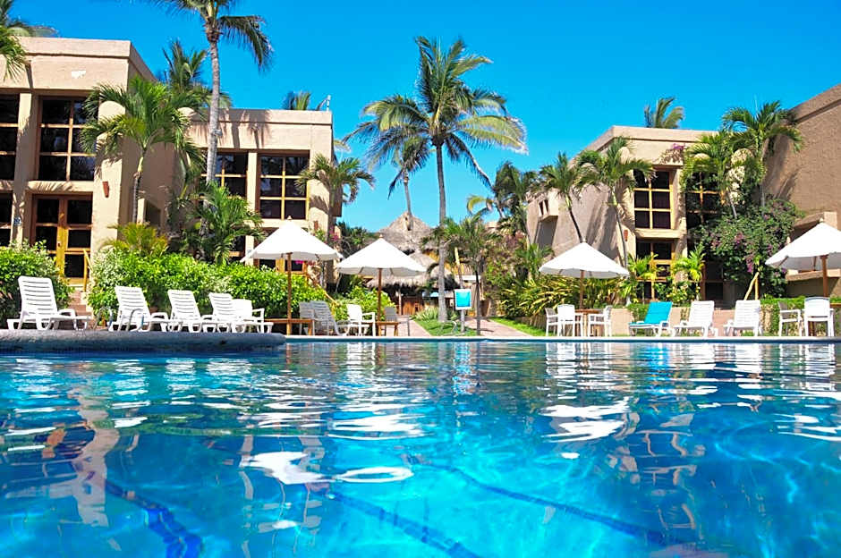 Villas El Rancho Green Resort