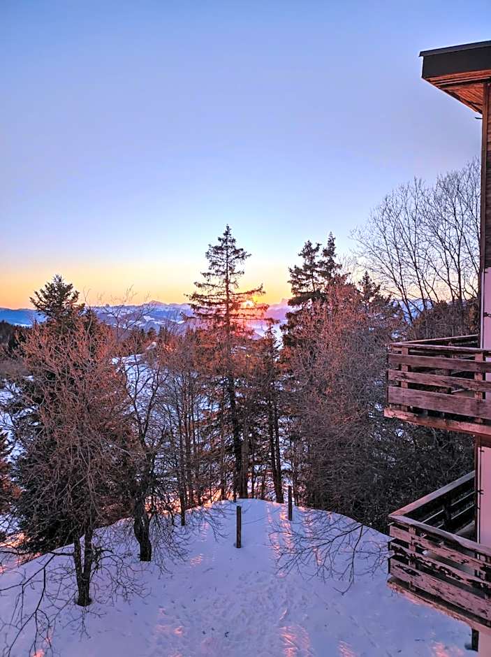 Auberge de Jeunesse HI Chamrousse