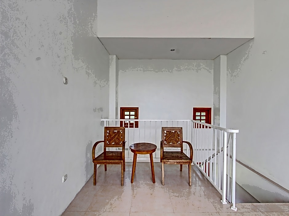 Collection O 91629 Ndalem Abhirama