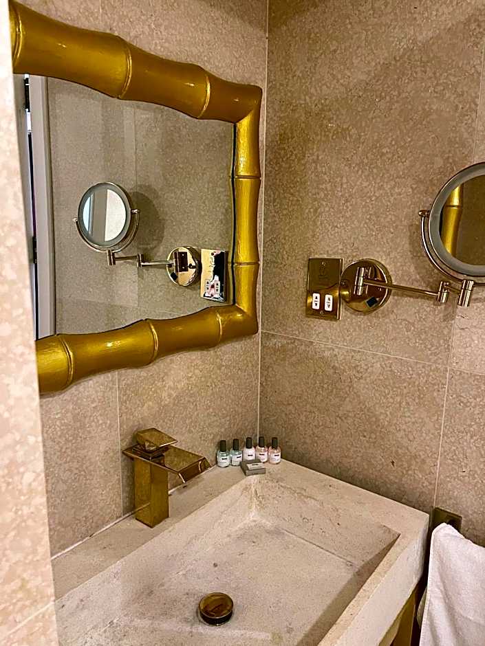 The Red Farm Relais & Spa