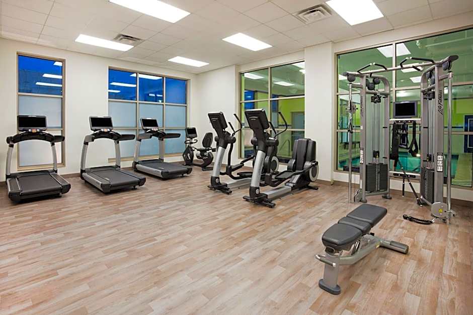 Sheraton St. Paul Woodbury Hotel