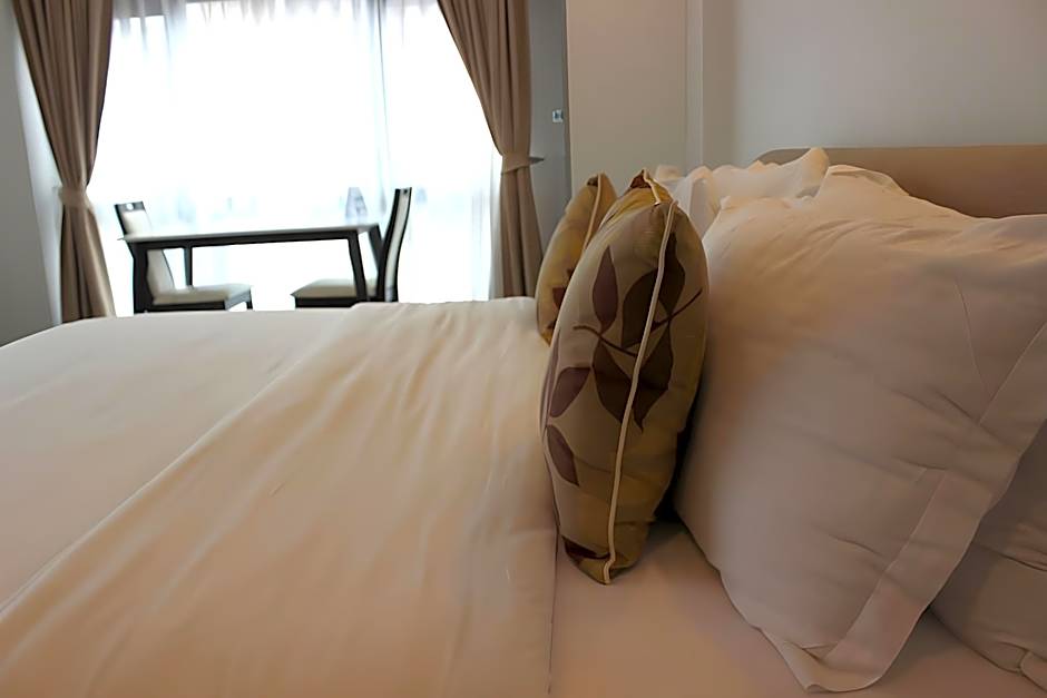 V One Pride-Sukhumvit 22, Bangkok