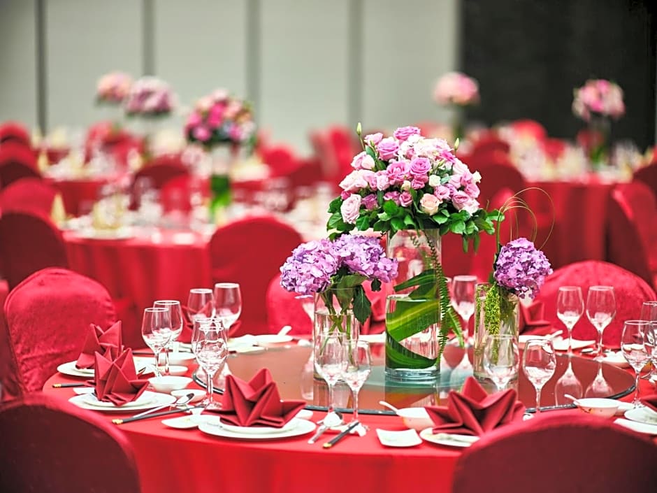 Crowne Plaza Wuxi Lake View, an IHG Hotel