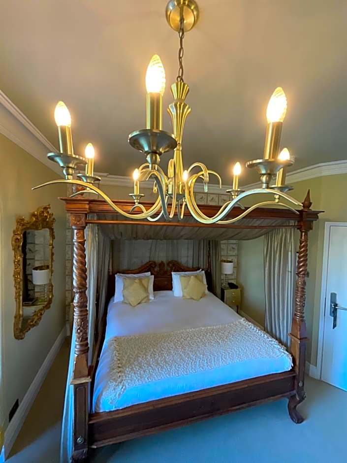 The Riverside, WorldHotels Distinctive