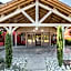 Hôtel Restaurant Spa Les Jardins De Sophie