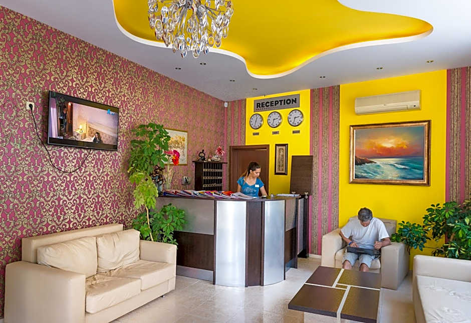 Iris Beach Hotel