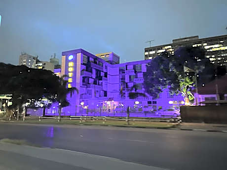 N1 Hotel Samora Machel Harare