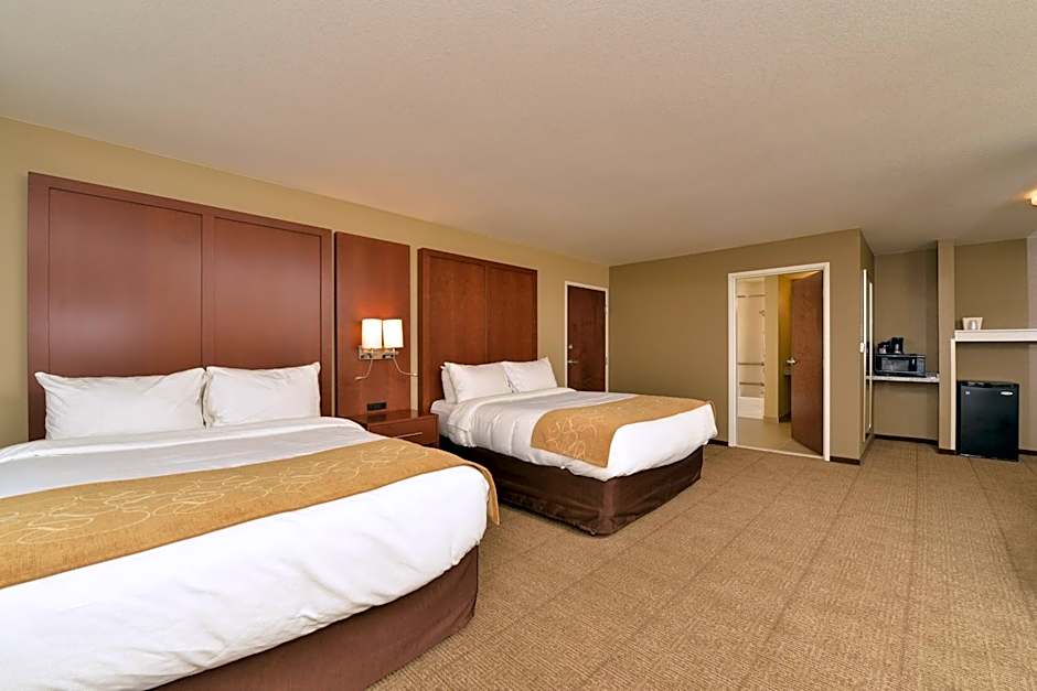 Comfort Suites Minot South