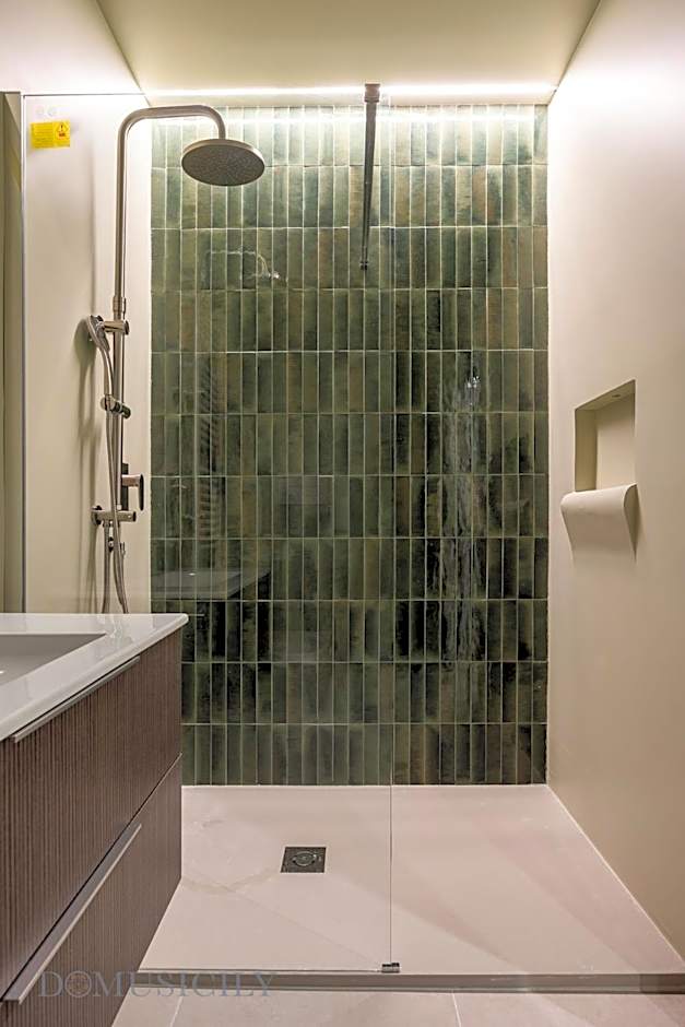 Constance Luxury Apartment by DomuSicily
