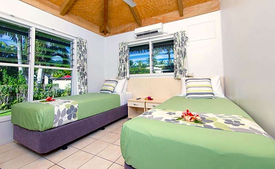 Lagoon Breeze Villas