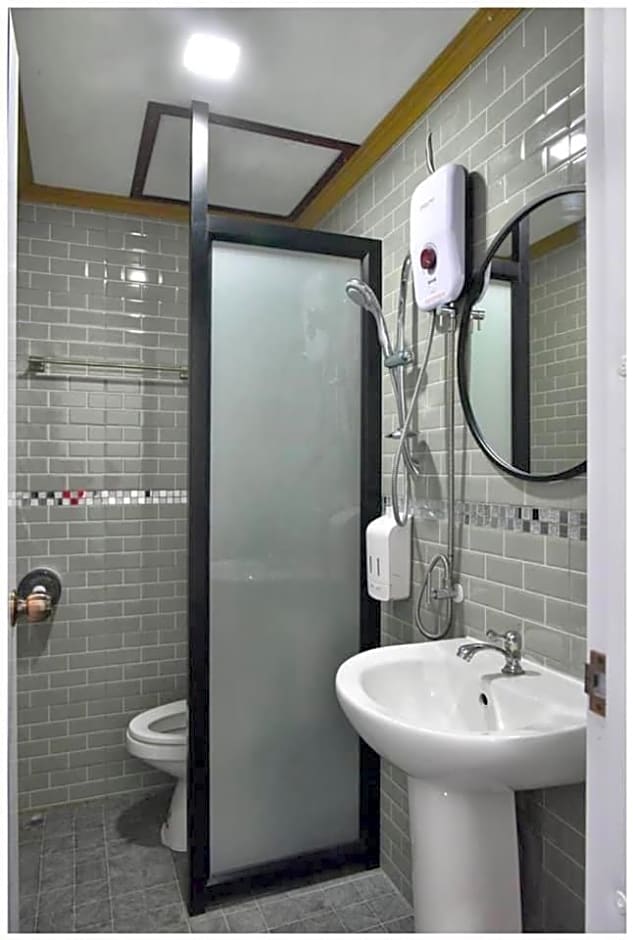 Riverside Chiangkhan