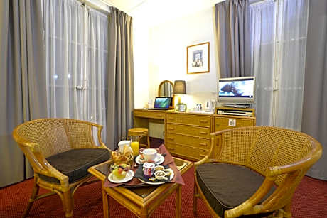 Superior Triple Room