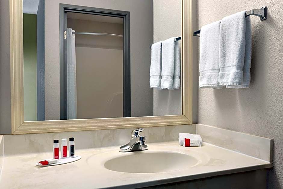 Baymont by Wyndham Monroe